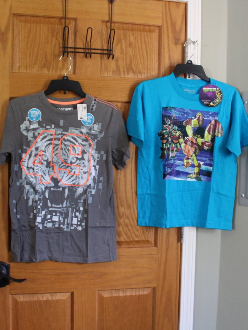 2 pc Boys XL Size 14 T-Shirts / TMNT Teenage Mutant Ninja Turtles + Tiger GLOW